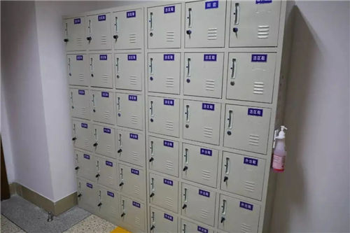 門診導診在醫(yī)院服務新理念中的應用(圖1)
