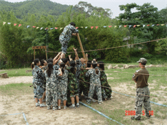 穿越生死線—攜手并進(jìn)共渡難關(guān)