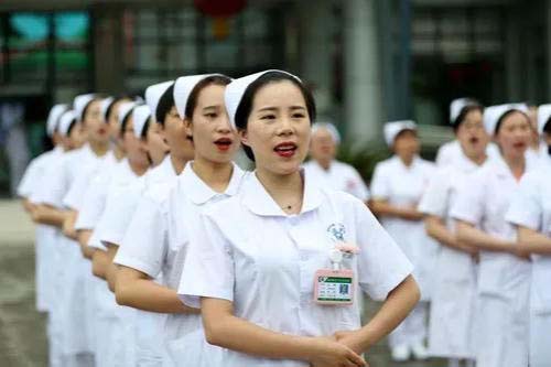 護士護理禮儀培訓從哪入手？護士禮儀提升醫(yī)院品牌價值(圖1)